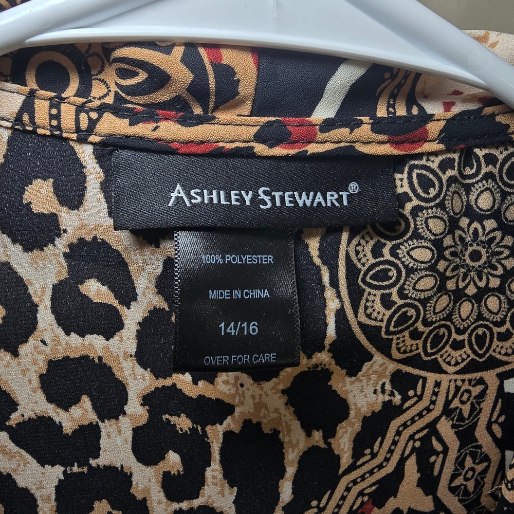 Ashley Stewart Ladies Animal Print Long Sleeve Tie Front Cardigan Plus Sz 14/16 - Picture 3 of 4